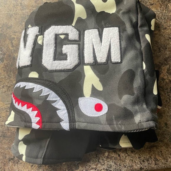 Selling authentic Bathing Ape Black & Grey camo zipper sweater (XL) - Picture 1 of 6